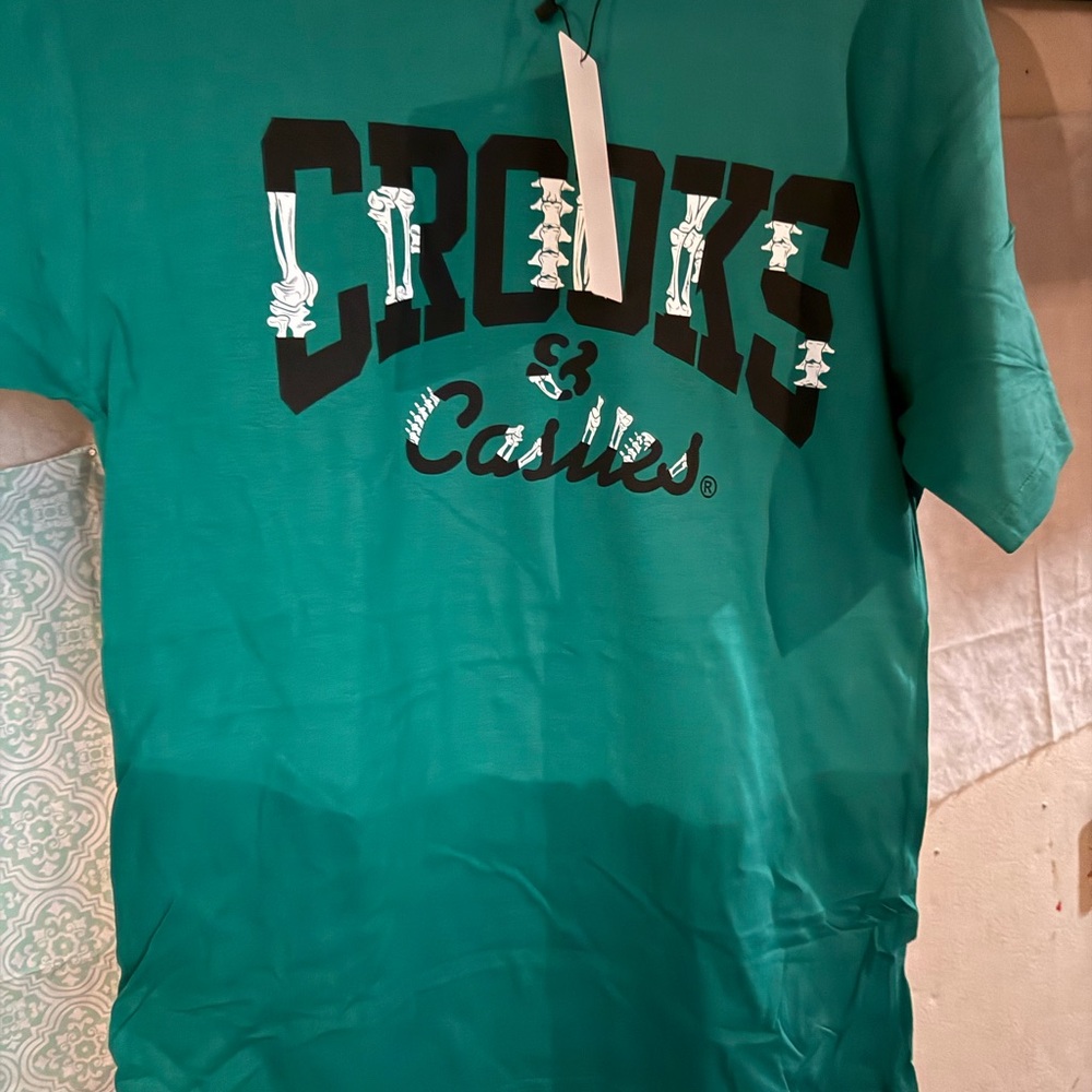 Men’s Crooks & Castles Teal Graphic Tee Med